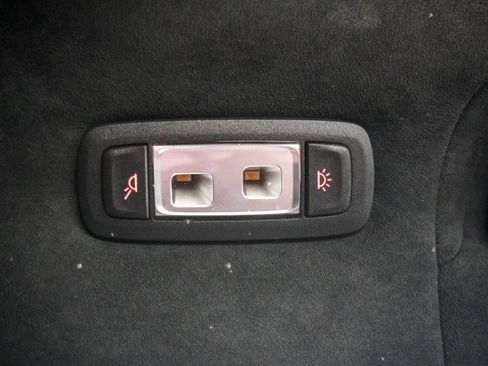 Used 2016 BMW 750i xDrive image 12