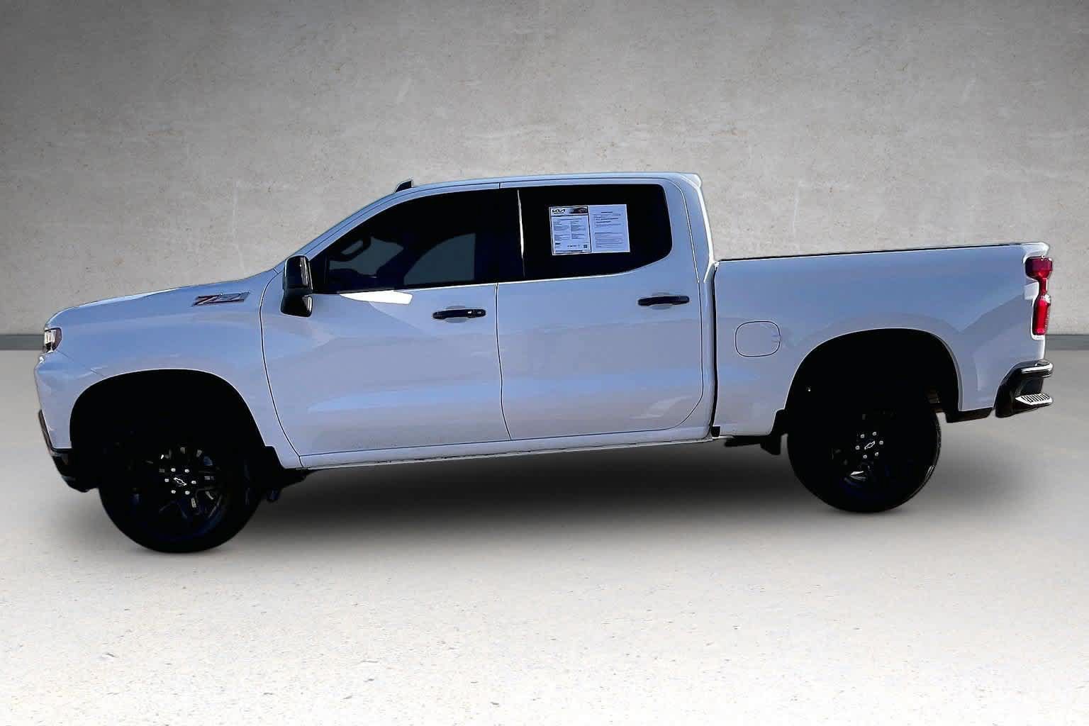 Used 2021 Chevrolet Silverado 1500 LT Trail Boss w/ Bed Protection Package AWD/4WD image 3