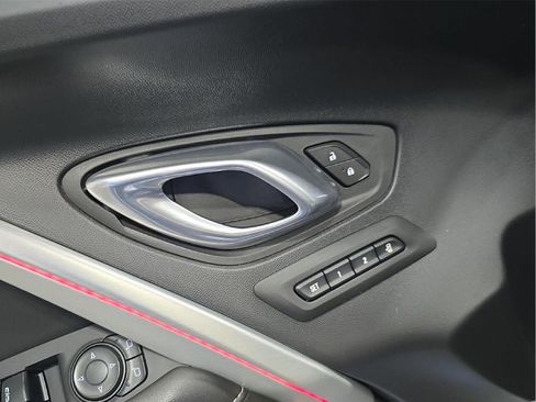 Used 2022 Chevrolet Camaro SS RWD image 9