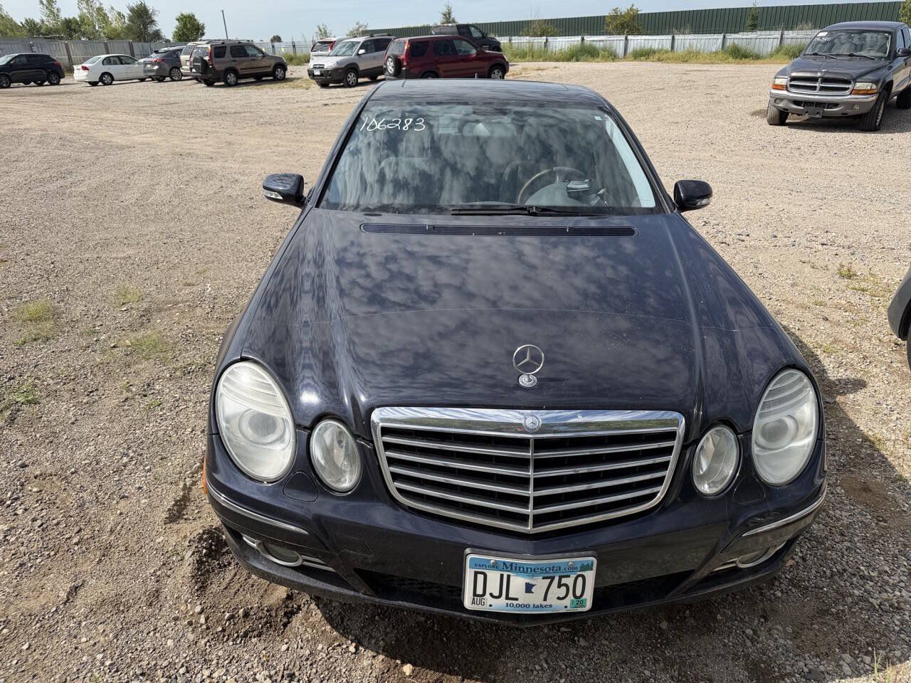 Used 2008 Mercedes-Benz E 350 4MATIC Sedan image 7