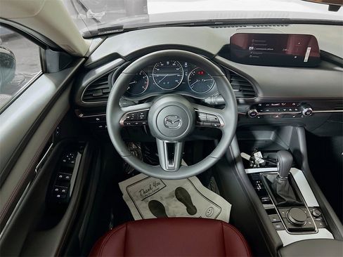 Used 2025 MAZDA MAZDA3 s image 18