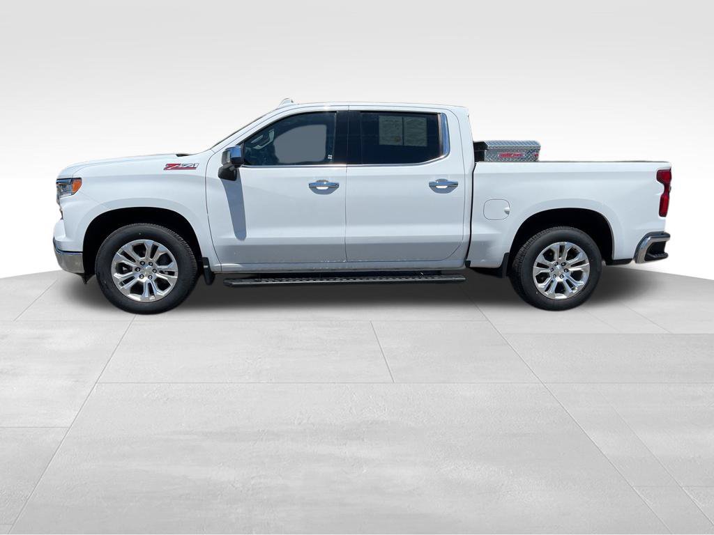 Used 2024 Chevrolet Silverado 1500 LTZ w/ LTZ Convenience Package II AWD/4WD image 2