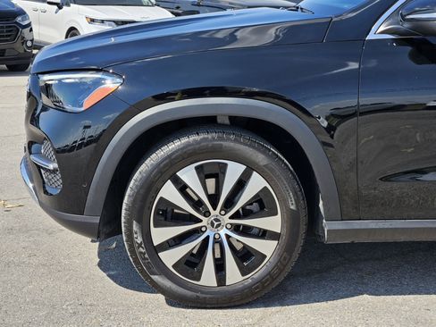 Used 2025 Mercedes-Benz GLE 350 4MATIC image 9