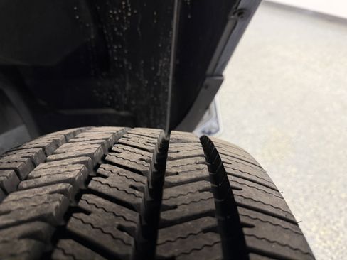 Used 2024 RAM 2500 Big Horn w/ Bed Utility Group image 38