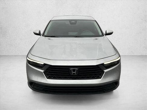 Used 2023 Honda Accord LX image 2