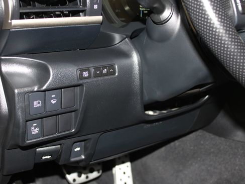 Used 2017 Lexus IS 350 AWD image 24