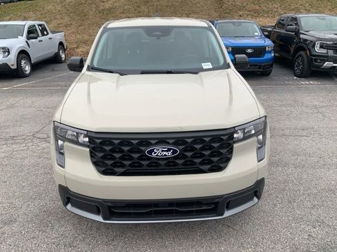 New 2025 Ford Maverick XLT w/ XLT Luxury Package image 3