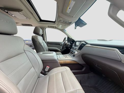 Used 2018 GMC Yukon Denali w/ Denali Ultimate Package AWD/4WD image 32