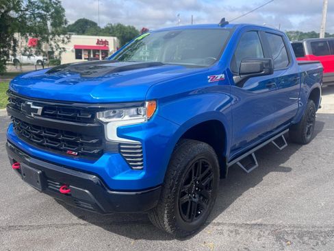 Used 2022 Chevrolet Silverado 1500 LT Trail Boss w/ Protection Package AWD/4WD image 7