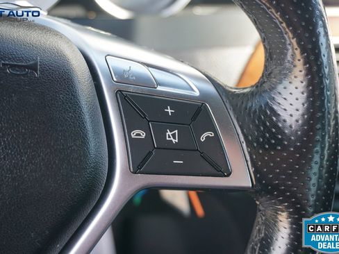 Used 2013 Mercedes-Benz C 300 4MATIC Sedan image 38
