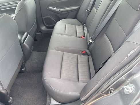 Used 2025 Nissan Altima 2.5 SV FWD image 8