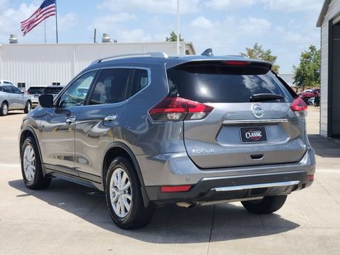 Used 2019 Nissan Rogue SV FWD image 5