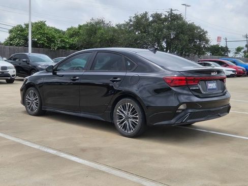 Used 2022 Kia Forte GT-Line w/ GT-Line Technology Package FWD image 7