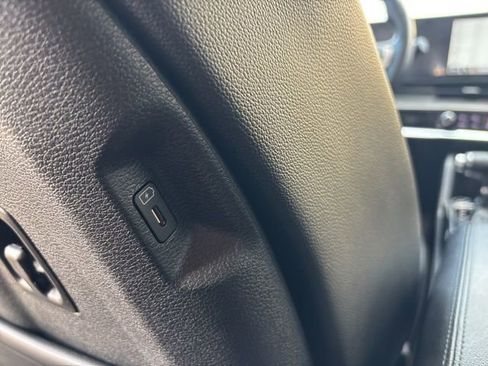 Certified 2024 Kia Sportage EX image 31