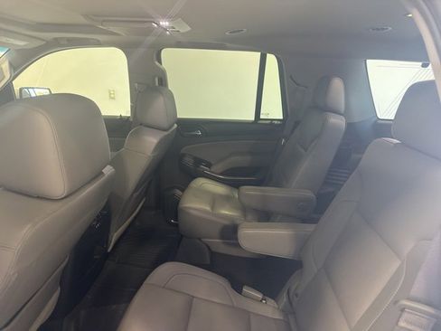 Used 2016 Chevrolet Tahoe LT w/ LT Signature Package image 16