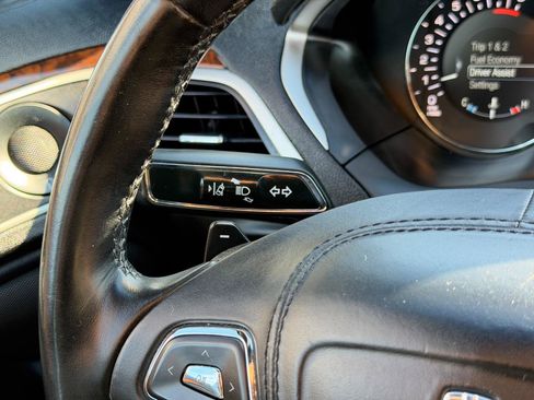 Used 2020 Lincoln MKZ Reserve w/ Monochromatic Package AWD/4WD image 75