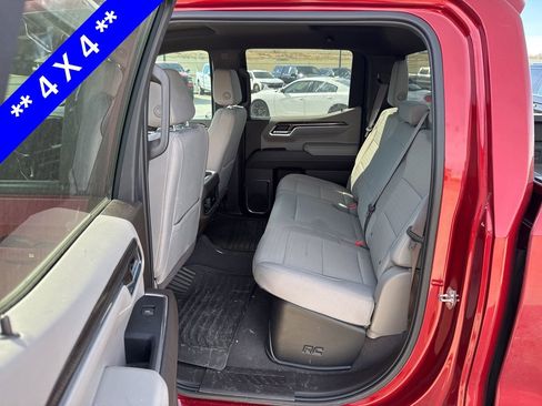 Used 2023 Chevrolet Silverado 1500 LT image 6