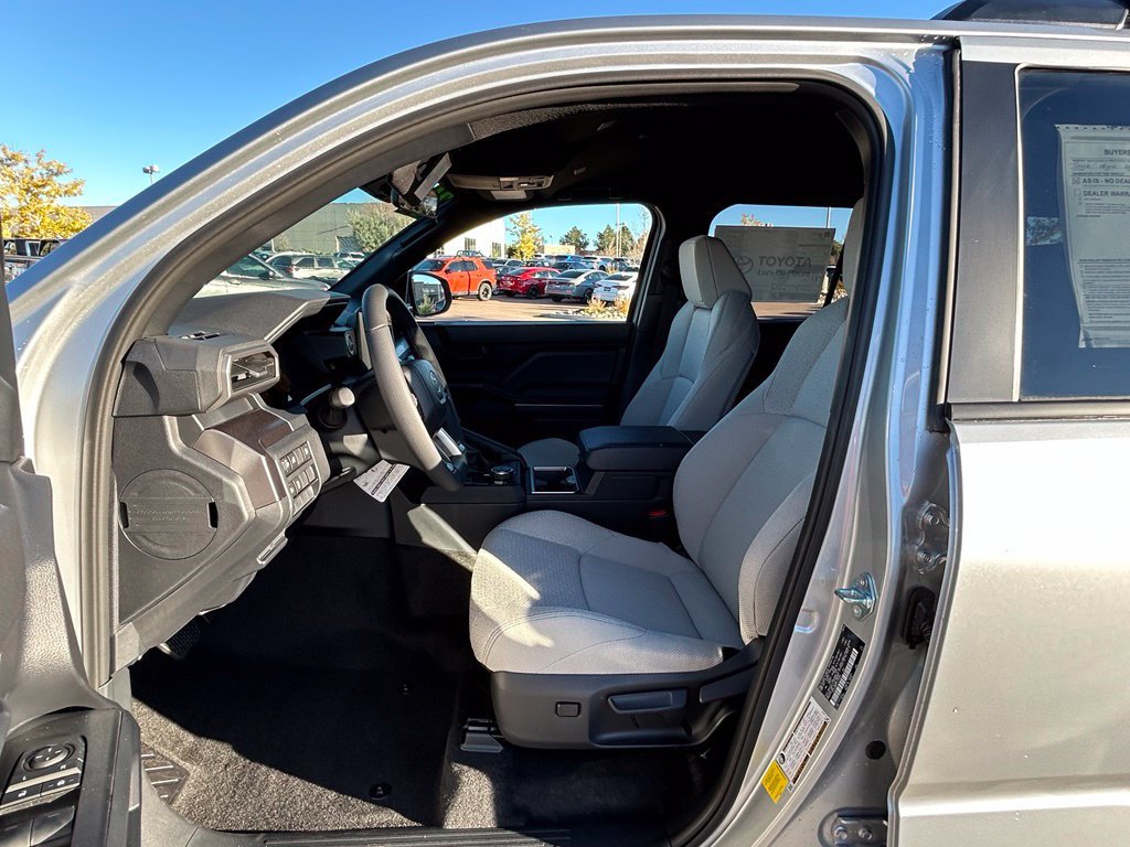 Used 2026 Toyota 4Runner SR5 AWD/4WD image 11