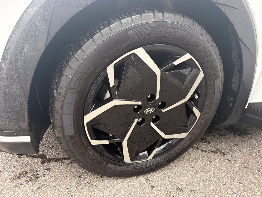 Used 2024 Hyundai Ioniq 5 SEL RWD image 16
