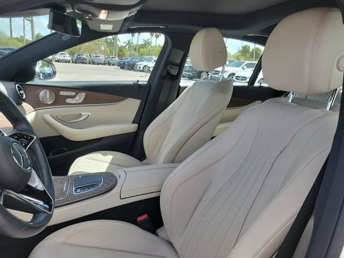 Used 2022 Mercedes-Benz E 350 Sedan image 24