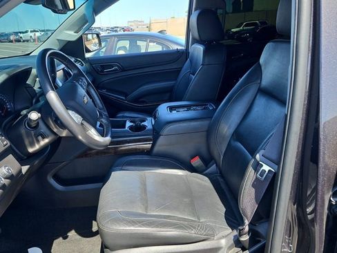 Used 2017 Chevrolet Tahoe LT w/ LT Signature Package AWD/4WD image 7