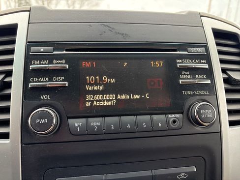 Used 2013 Nissan Frontier SV image 45