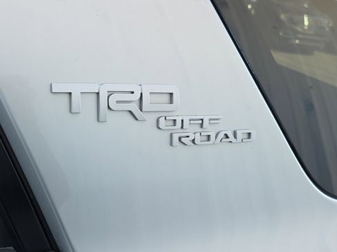 Used 2019 Toyota 4Runner TRD Off-Road image 4