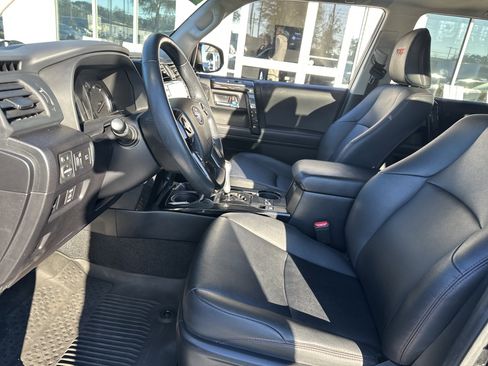 Used 2021 Toyota 4Runner TRD Off-Road Premium image 10