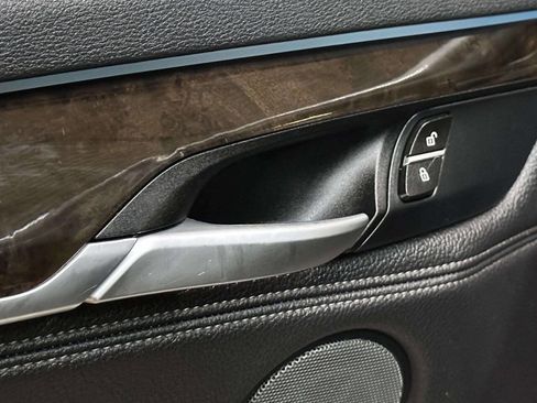 Used 2017 BMW X6 xDrive35i image 17