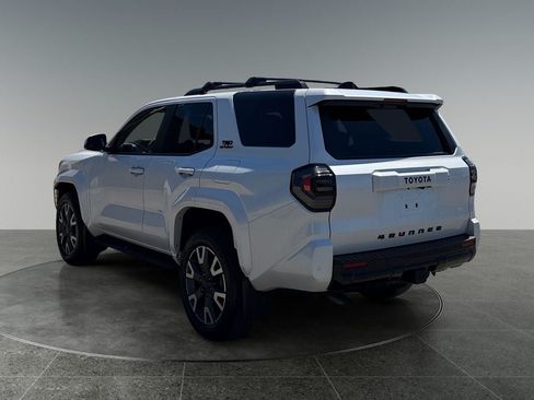 Used 2025 Toyota 4Runner TRD Sport AWD/4WD image 7