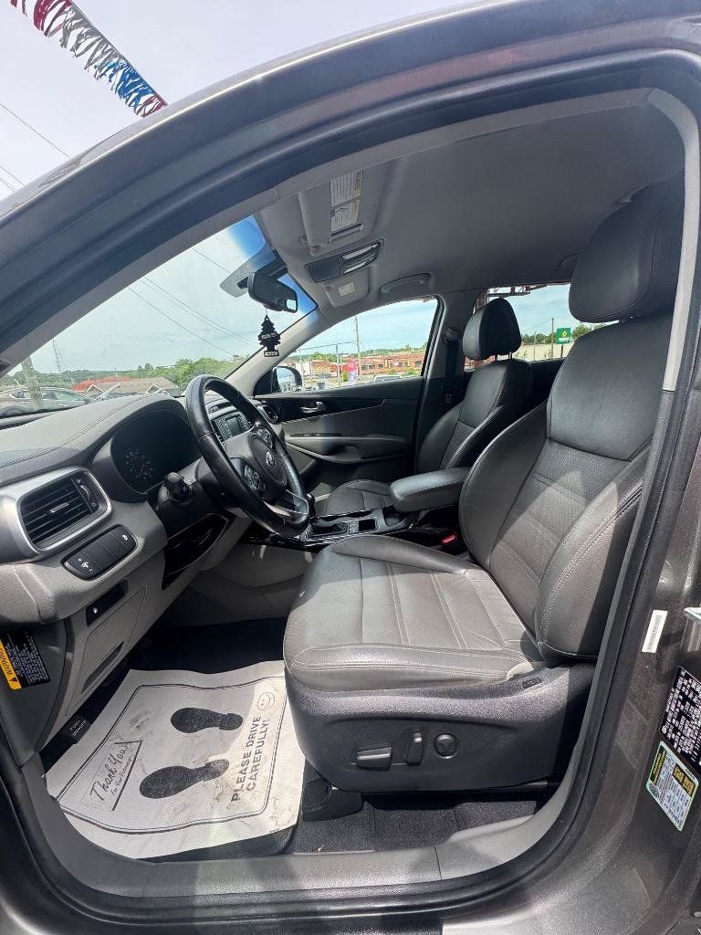 Used 2016 Kia Sorento EX FWD image 11