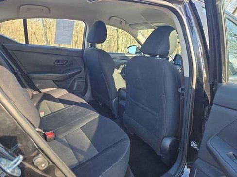 Used 2024 Nissan Sentra SV FWD image 25