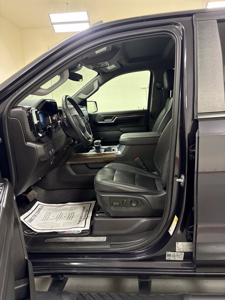 Used 2023 Chevrolet Silverado 1500 RST w/ RST All Star Premium Package AWD/4WD image 11