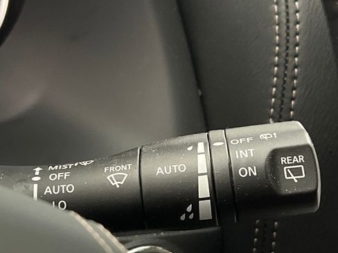 Used 2024 Nissan Armada Platinum w/ Captain's Chairs Package image 66