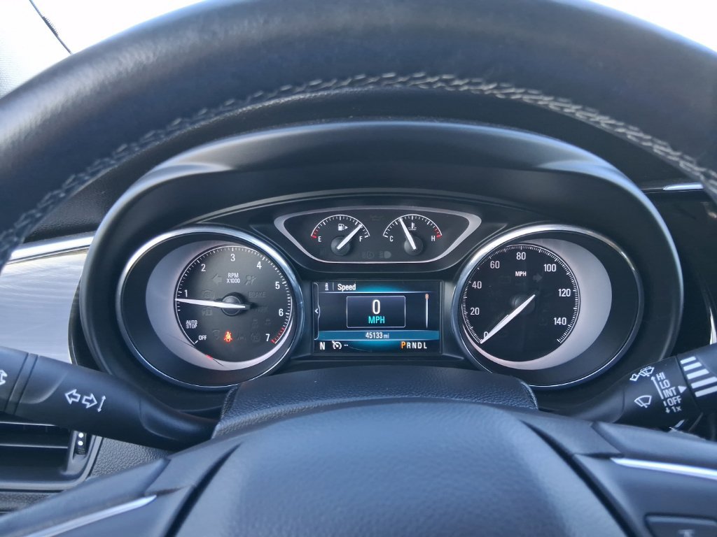 Used 2020 Buick Envision Essence AWD/4WD image 30