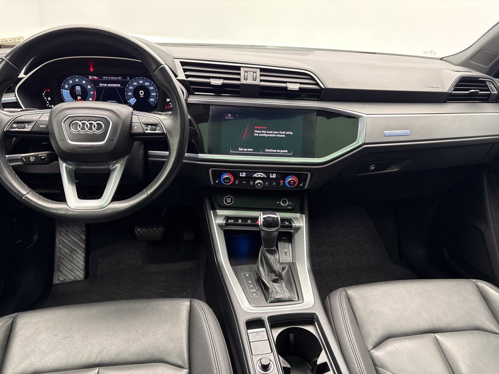 Used 2022 Audi Q3 2.0T Premium Plus w/ Premium Plus Package AWD/4WD image 31