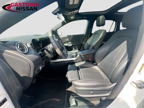 Used 2023 Mercedes-Benz GLA 250 w/ Premium Package image 29