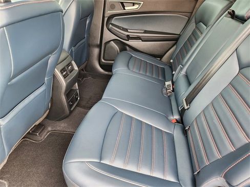 Used 2024 Ford Edge SEL w/ Sport Appearance Package image 30