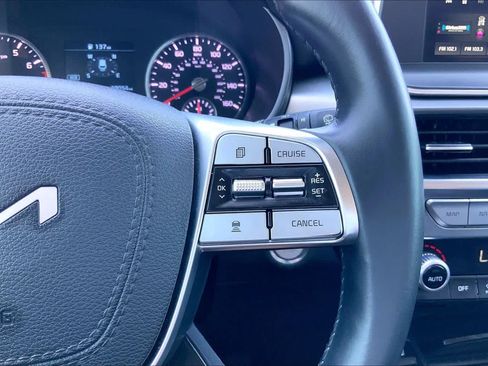 Certified 2022 Kia Telluride S FWD image 24