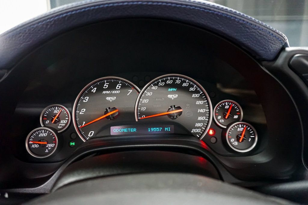 Used 2013 Chevrolet Corvette 427 Convertible w/ 1SC Preferred Equipment Group RWD image 21