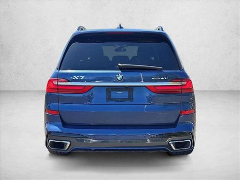 Used 2022 BMW X7 xDrive40i w/ M Sport Package AWD/4WD image 8