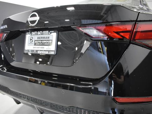 Certified 2025 Nissan Sentra S FWD image 12