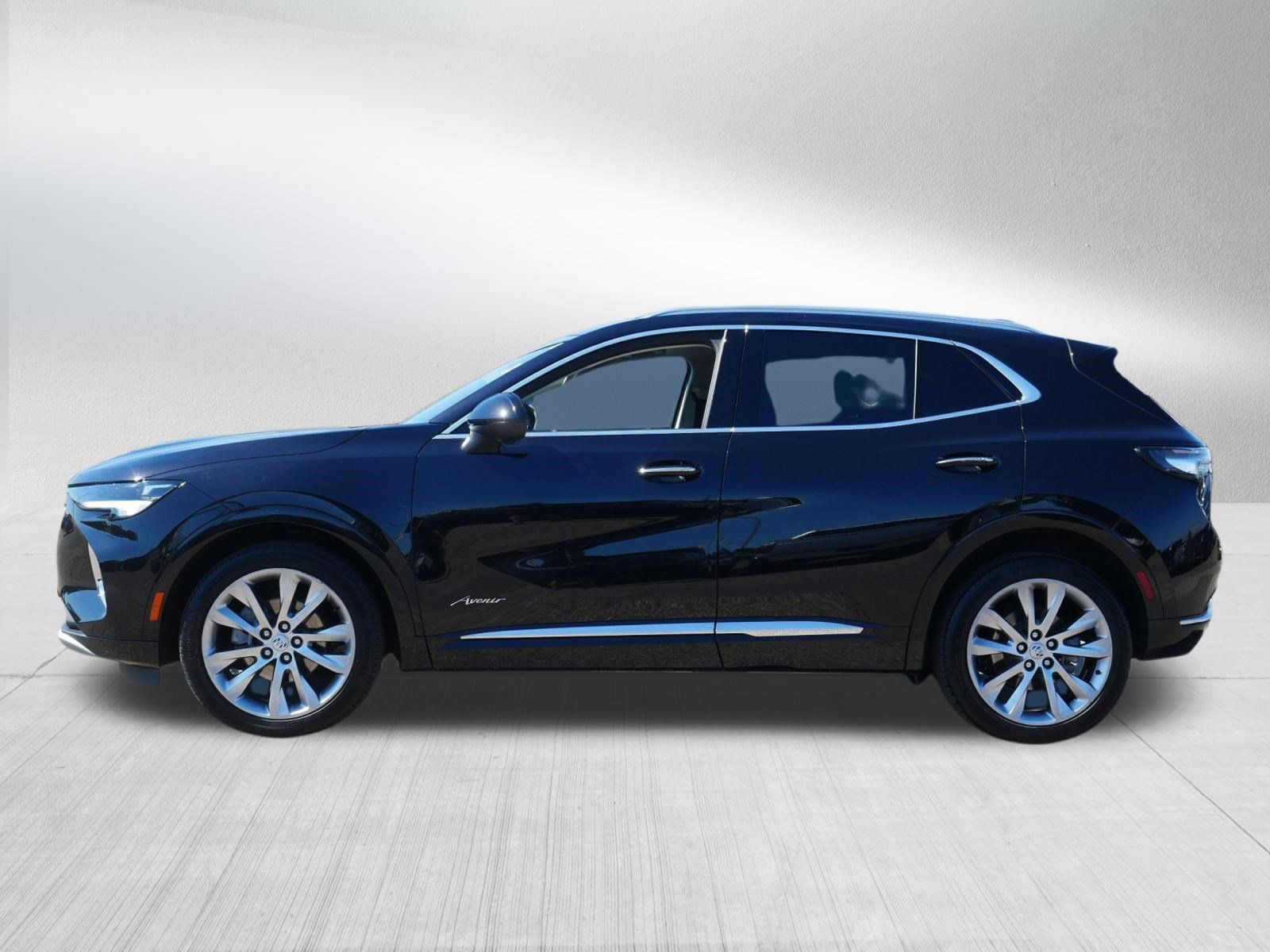 Used 2023 Buick Envision Avenir AWD/4WD image 4