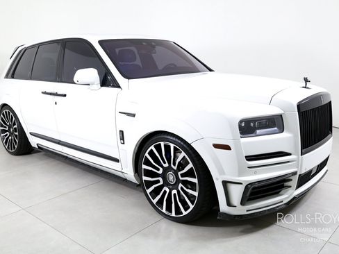 Used 2024 Rolls-Royce Cullinan AWD/4WD image 6