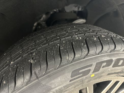 Used 2021 GMC Yukon SLT w/ SLT Luxury Plus Package image 12