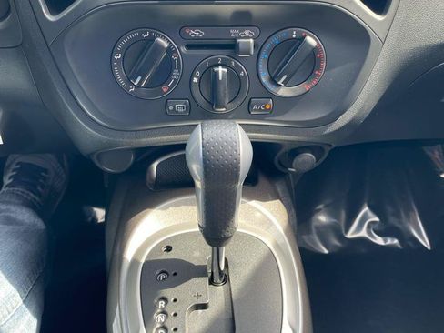 Used 2013 Nissan Juke S AWD/4WD image 22