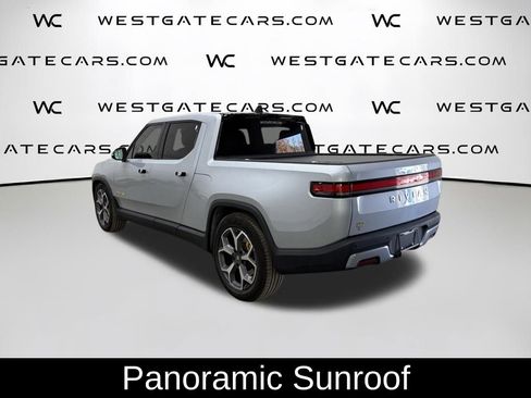 Used 2022 Rivian R1T Adventure image 5