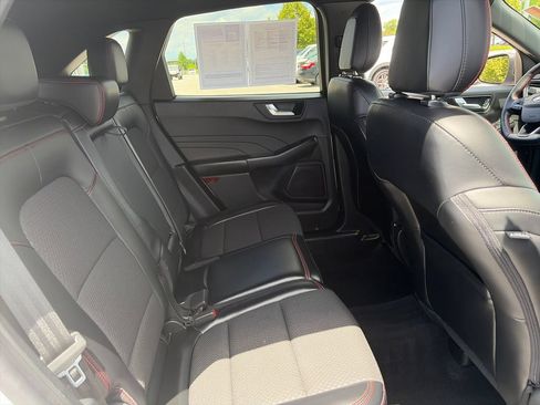 Used 2023 Ford Escape ST-Line w/ Tech Pack #1 AWD/4WD image 31