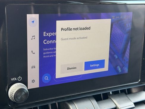 Used 2023 Toyota RAV4 XLE FWD image 18