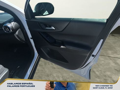Used 2025 Chevrolet Equinox LT w/ Safety and Technology Package FWD image 29